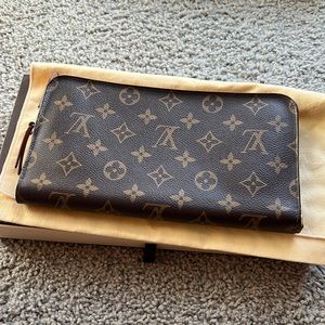 Louis Vuitton Insolite Monogram wallet